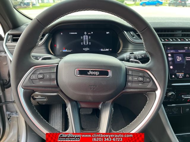 2026 Jeep Grand Cherokee Laredo
