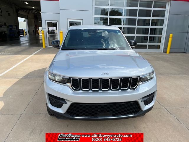 2026 Jeep Grand Cherokee Laredo