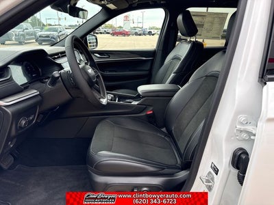 2026 Jeep Grand Cherokee Altitude
