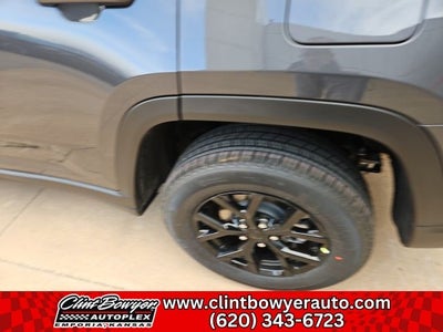 2026 Jeep Grand Cherokee Laredo