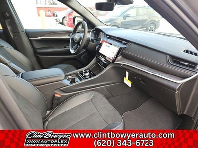 2026 Jeep Grand Cherokee Laredo