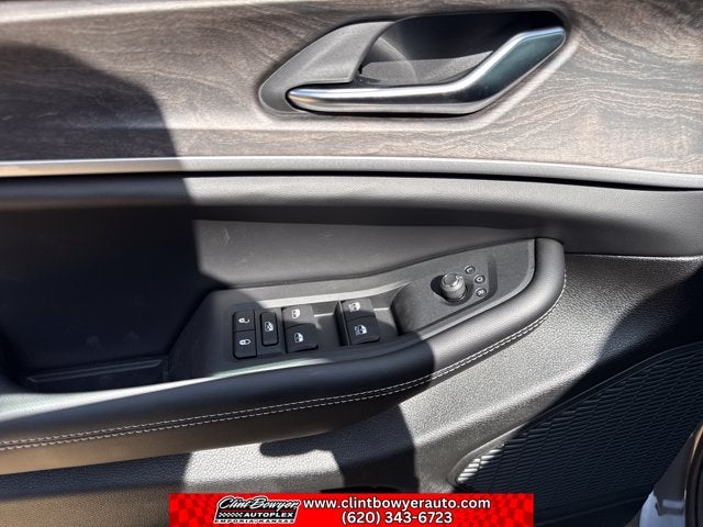 2027 Jeep Grand Cherokee Altitude