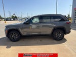 2027 Jeep Grand Cherokee Altitude