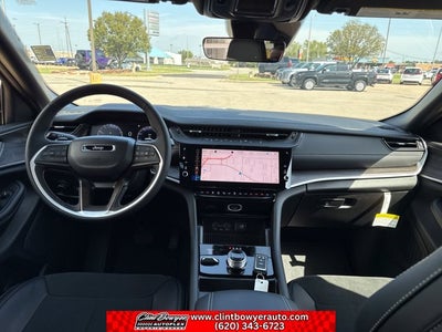2027 Jeep Grand Cherokee Altitude