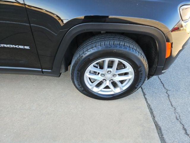 2023 Jeep Grand Cherokee L Laredo