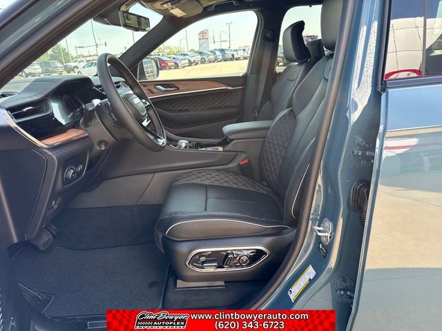 2027 Jeep Grand Cherokee L Summit