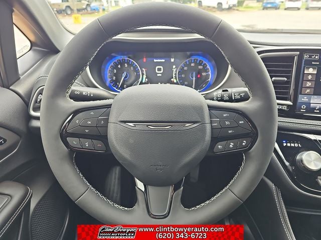 2027 Chrysler Pacifica Limited