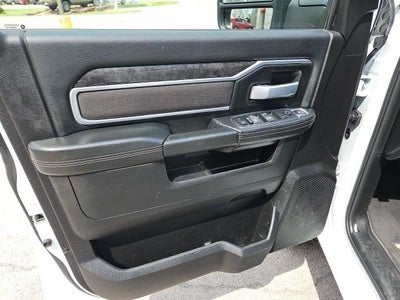 2024 RAM 3500 SLT