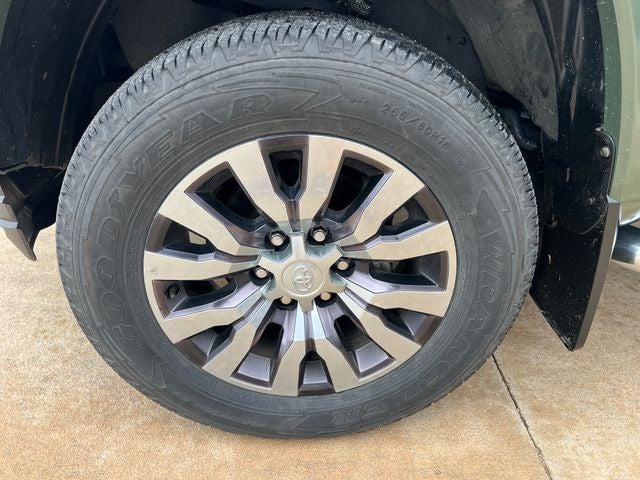 2022 Toyota Tacoma Limited V6