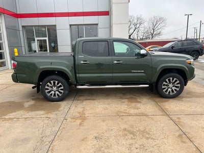 2022 Toyota Tacoma Limited V6