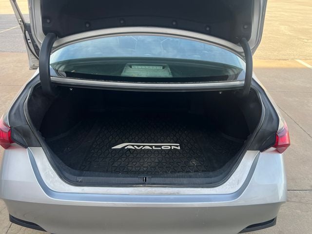 2019 Toyota Avalon Hybrid XLE Plus