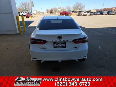 2024 Toyota Camry SE