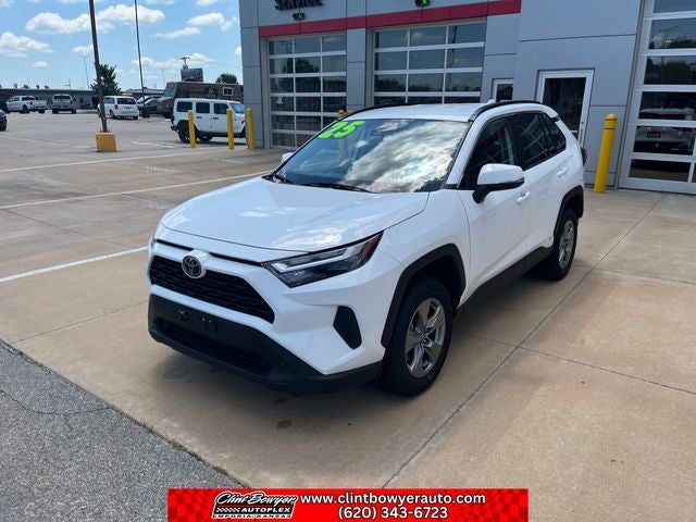 2025 Toyota RAV4 Hybrid XLE