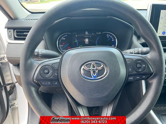 2025 Toyota RAV4 Hybrid XLE