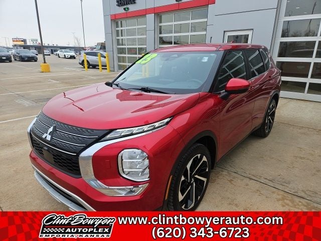 2023 Mitsubishi Outlander SE Special Edition