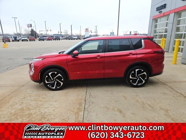 2023 Mitsubishi Outlander SE Special Edition