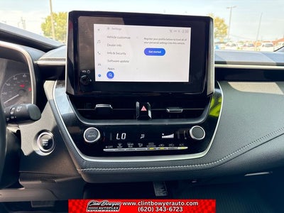 2024 Toyota Corolla Hatchback SE