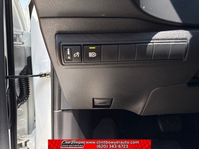 2024 Toyota Corolla Hatchback SE
